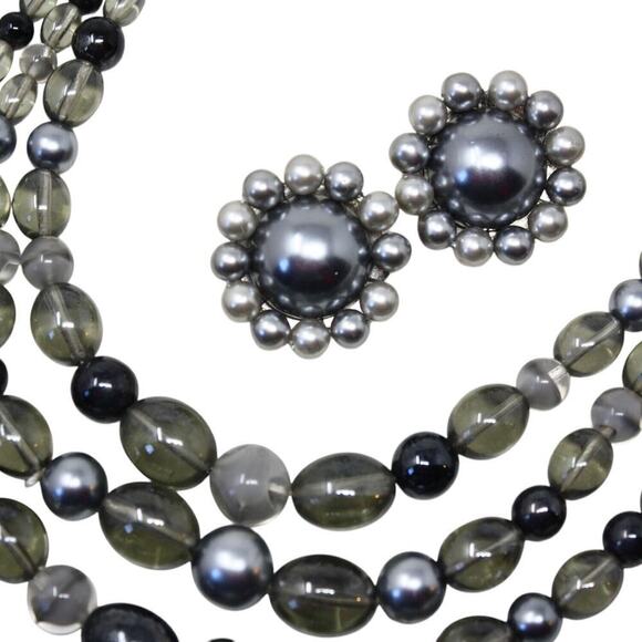 Vintage 4 Strand Silver Grey Bead Necklace ClipOn Earring Set Original Box Japan - Picture 2 of 7